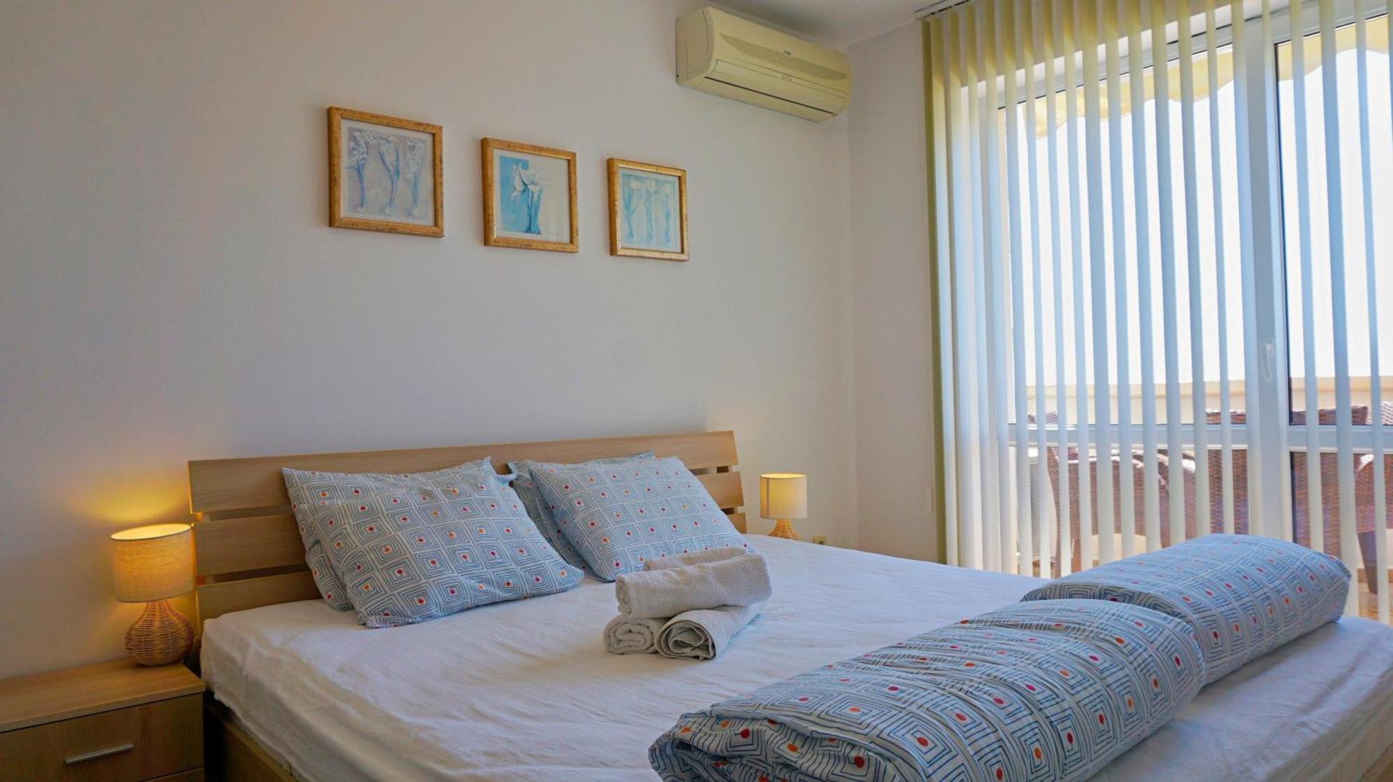 Апартаменти Сънбрийз - Sunbreeze Apartments Byala  Exterior foto