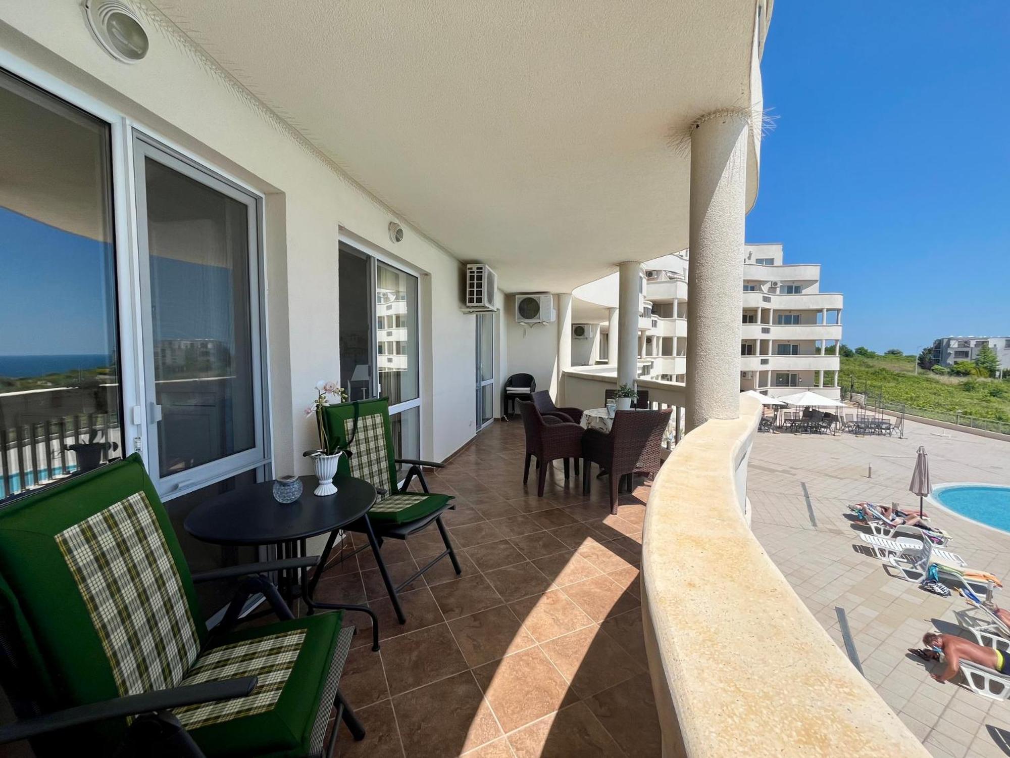 Апартаменти Сънбрийз - Sunbreeze Apartments Byala  Exterior foto